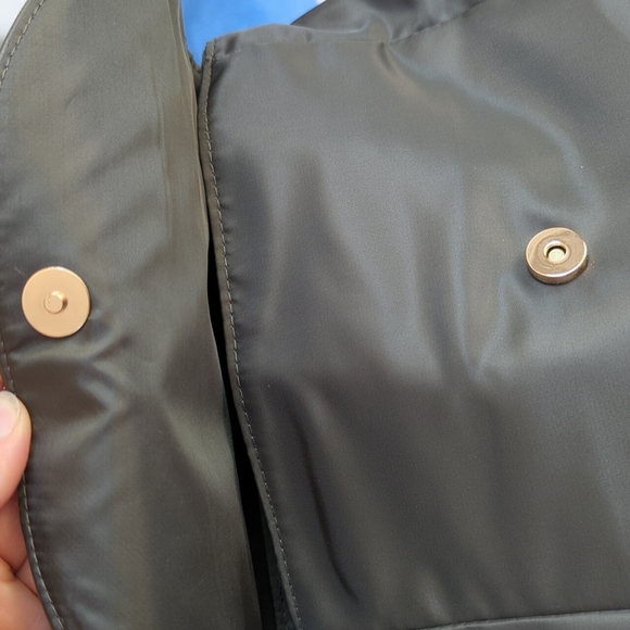 Backpack - Picture 5 of 8